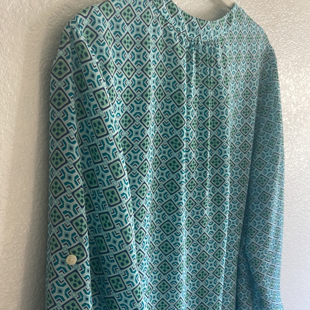 Banana Republic Blouse 🦋 w/retro geometric print - Picture 5 of 5